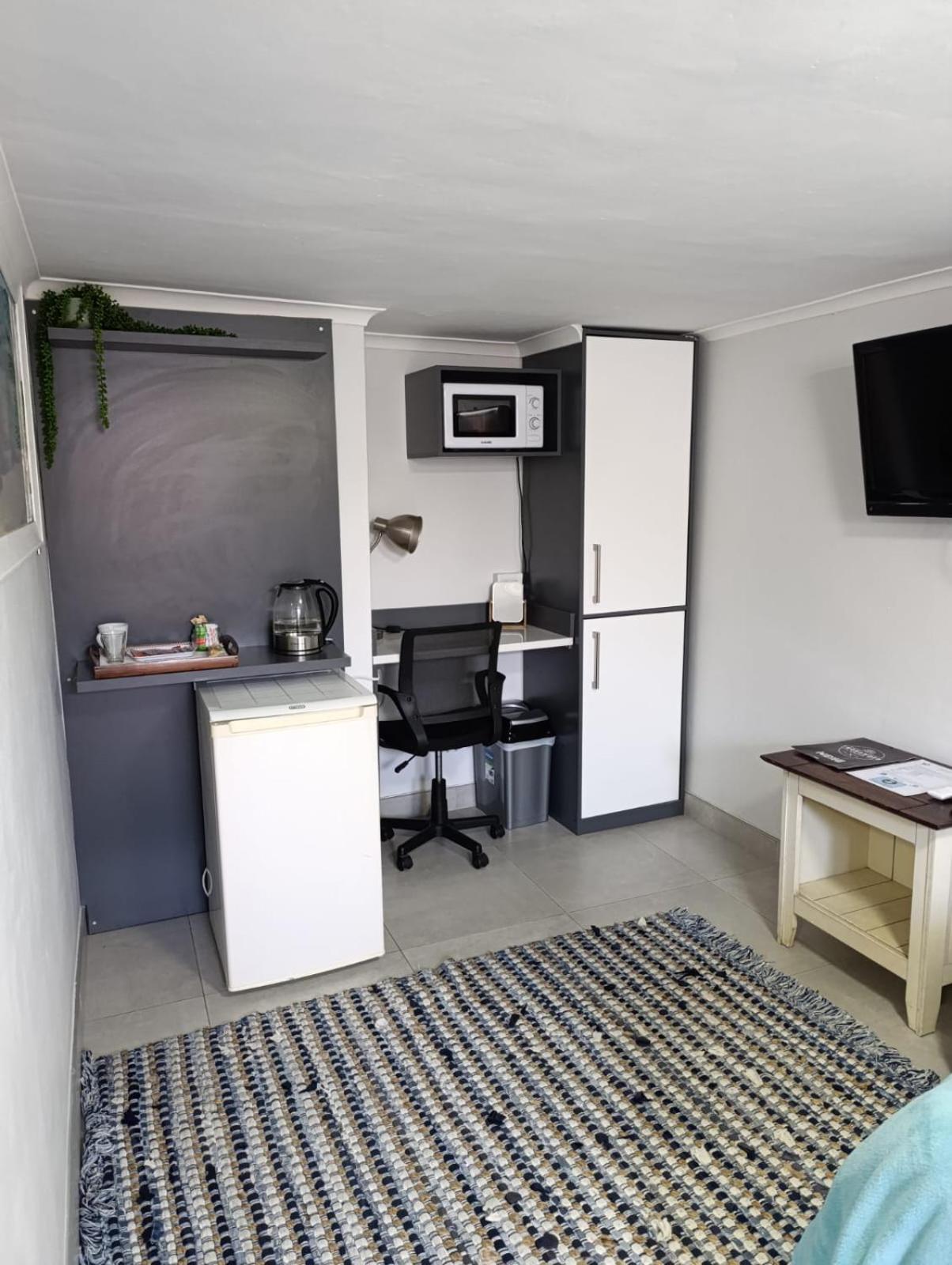 Reef View Bnb อีสต์ลอนดอน ภายนอก รูปภาพ