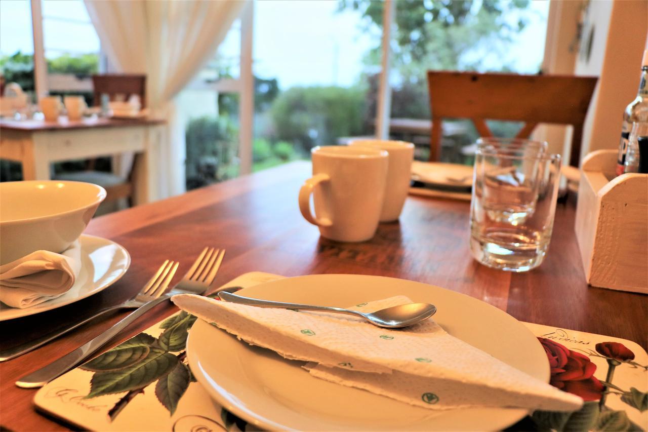 Reef View Bnb อีสต์ลอนดอน ภายนอก รูปภาพ