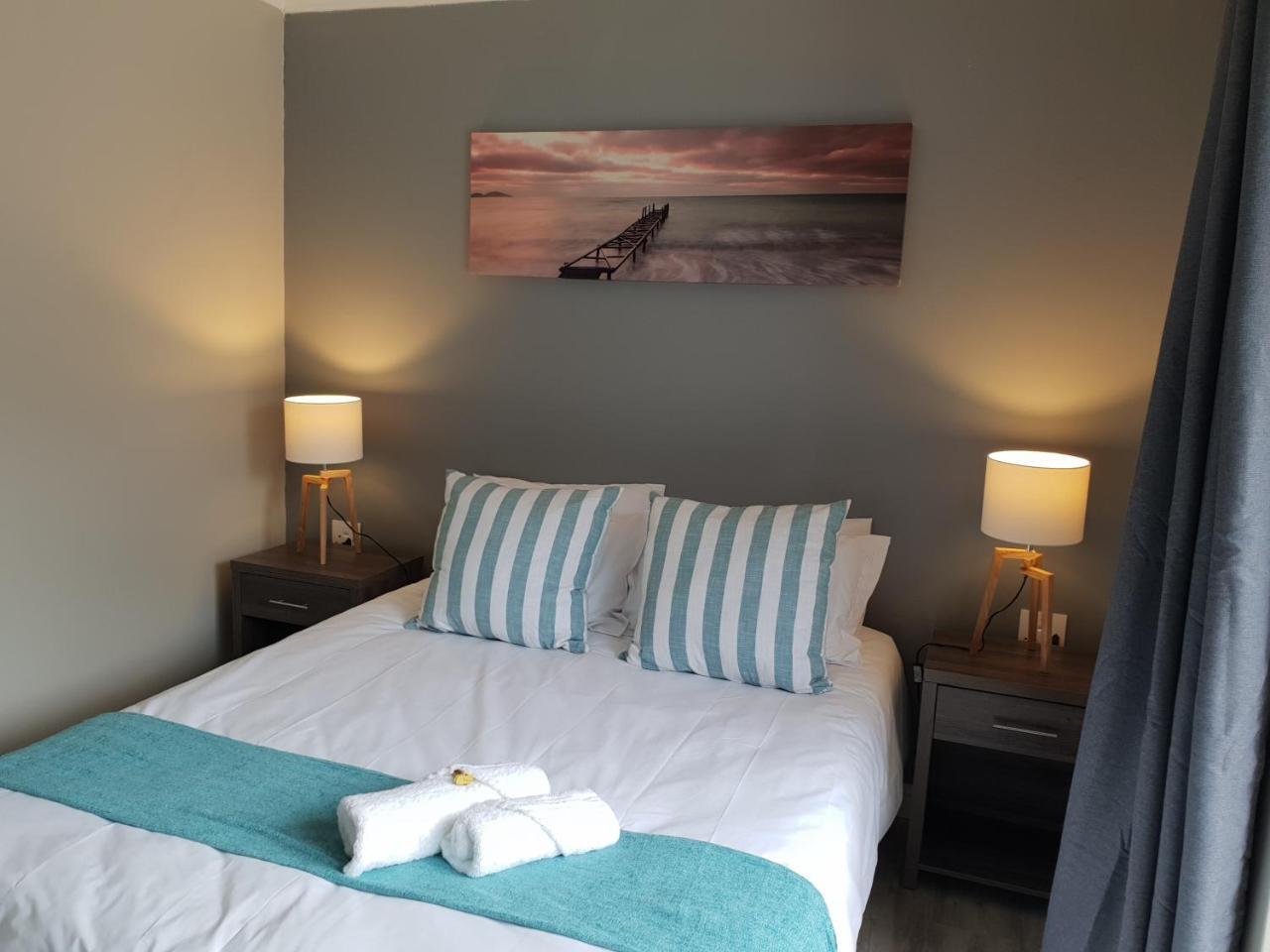 Reef View Bnb อีสต์ลอนดอน ภายนอก รูปภาพ